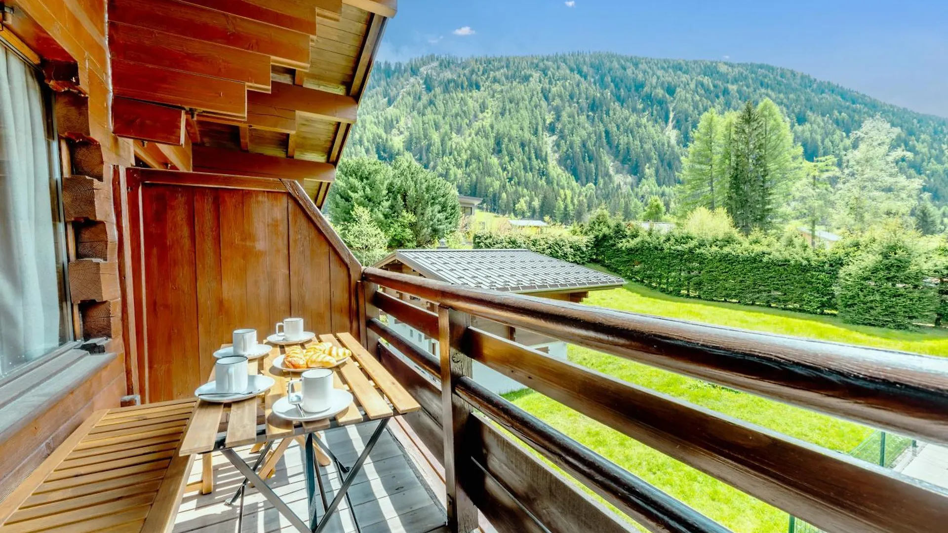 Residence Amethystes B13 Ski In/Ski Out - Happy Rentals Chamonix 0*,  France